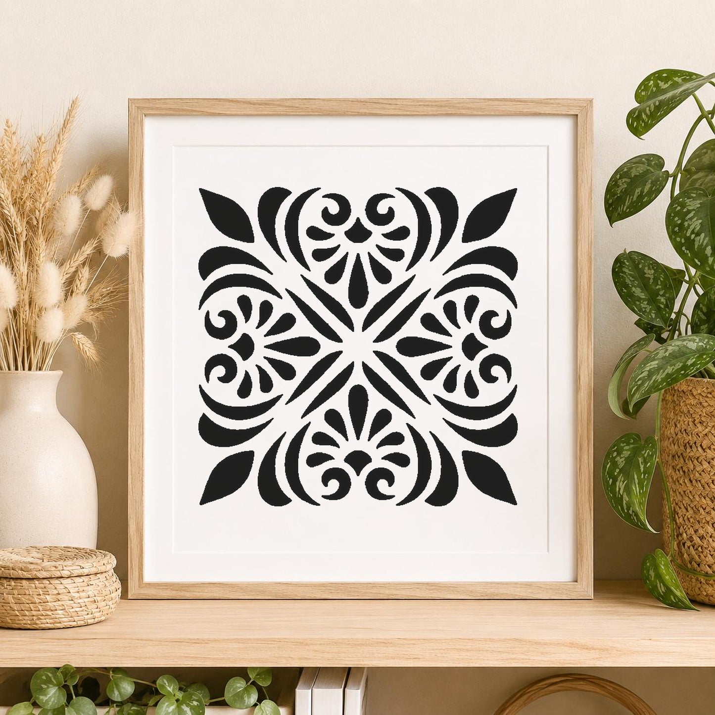 Floral Shapes With Leaves Symmetrical Arrangements stencil photo 2