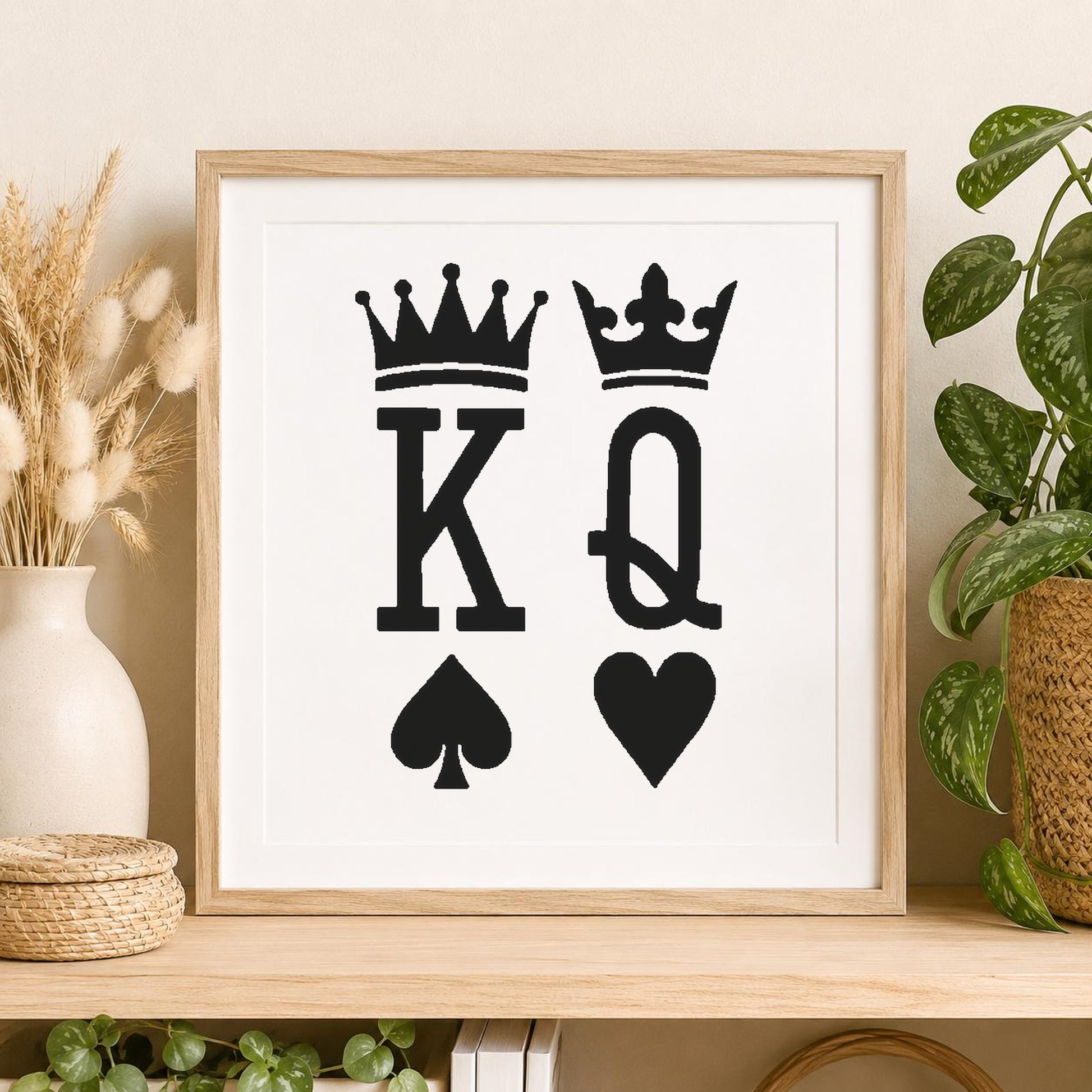 King Symbol With Crown Queen Symbol stencil photo 2